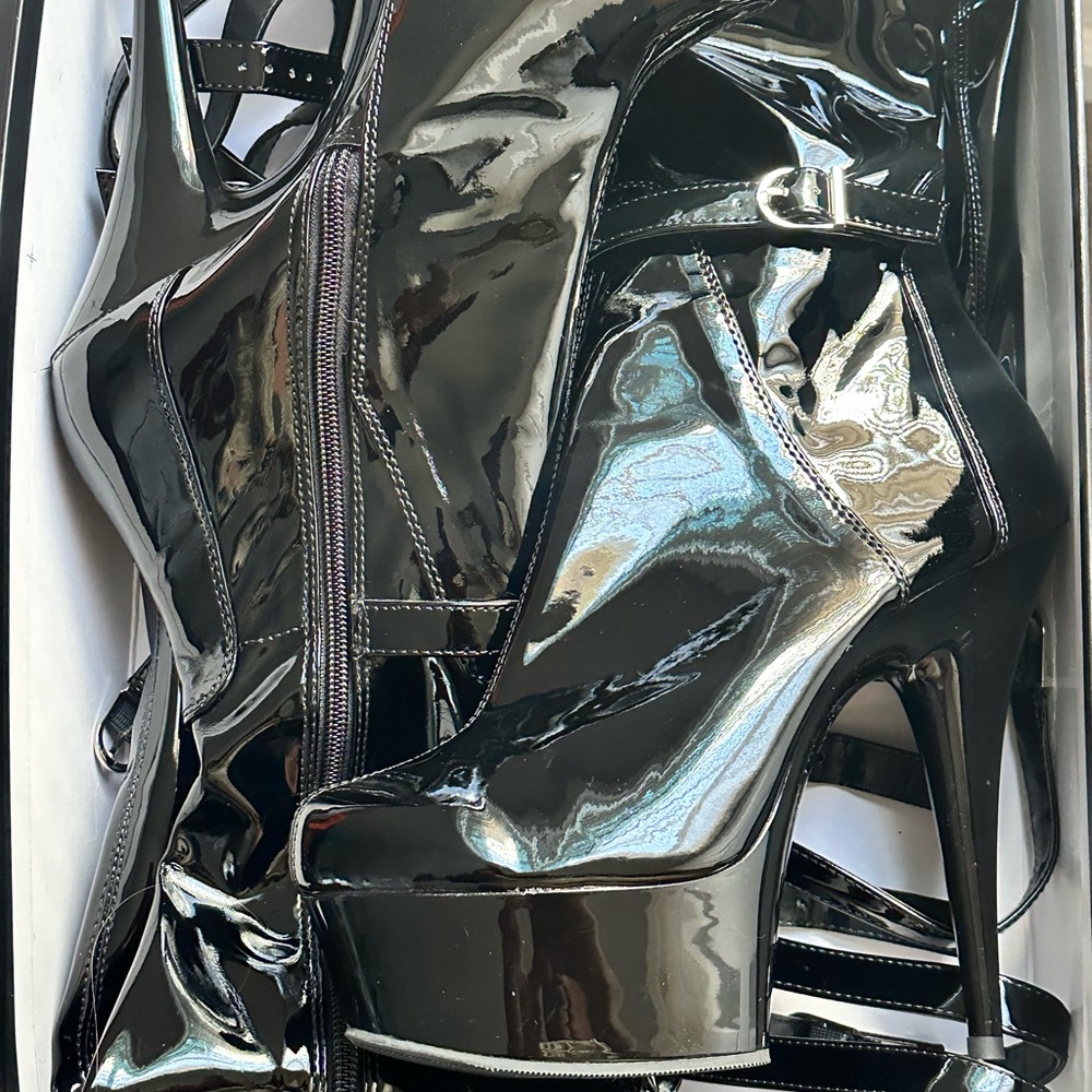 Pleaser Shiny Black Heeled Boots